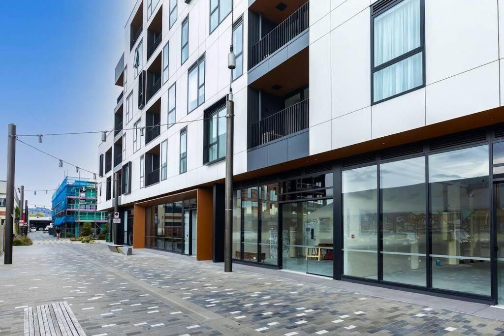 2 Bedrooms Apprtmt Plus Underground Parking In Cbd Christchurch Exteriör bild