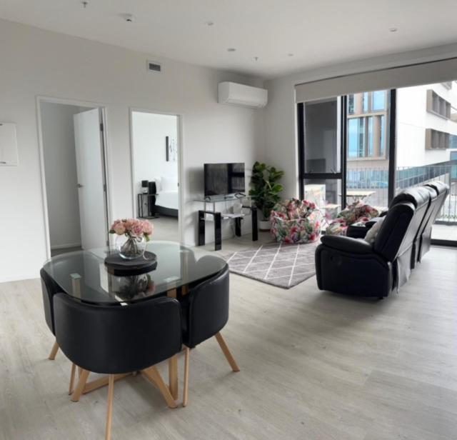 2 Bedrooms Apprtmt Plus Underground Parking In Cbd Christchurch Exteriör bild